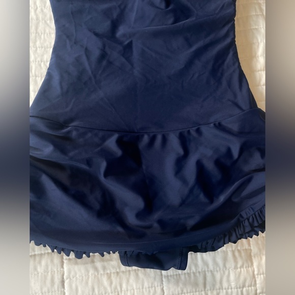 Shore Shapes One Piece Skirted Swimsuit Sz 8 Navy Blue Tummy Control Technology - Picture 8 of 15